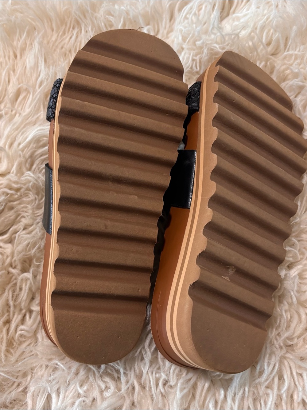 Reef Women’s Black Cork Slide Sandals - Picture 4 of 4